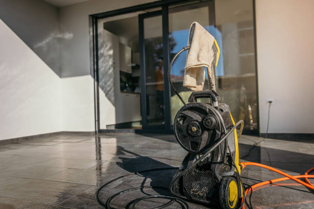 Best Graffiti Removal  in Crestview, FL
