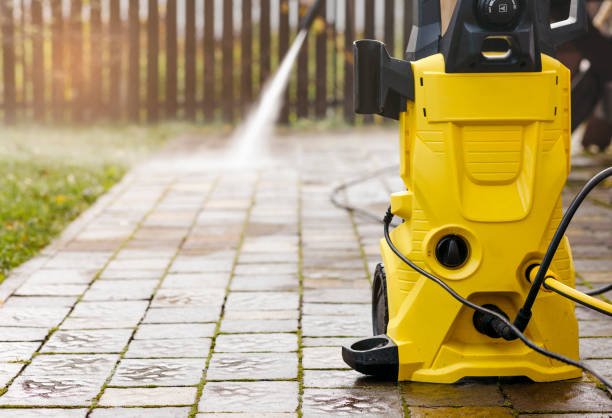 Best Spring Cleaning  in Crestview, FL